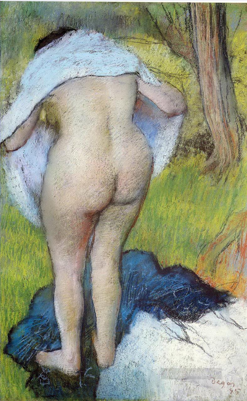 Mujer desnuda poniéndose la ropa 1885 Edgar Degas Pintura al óleo
